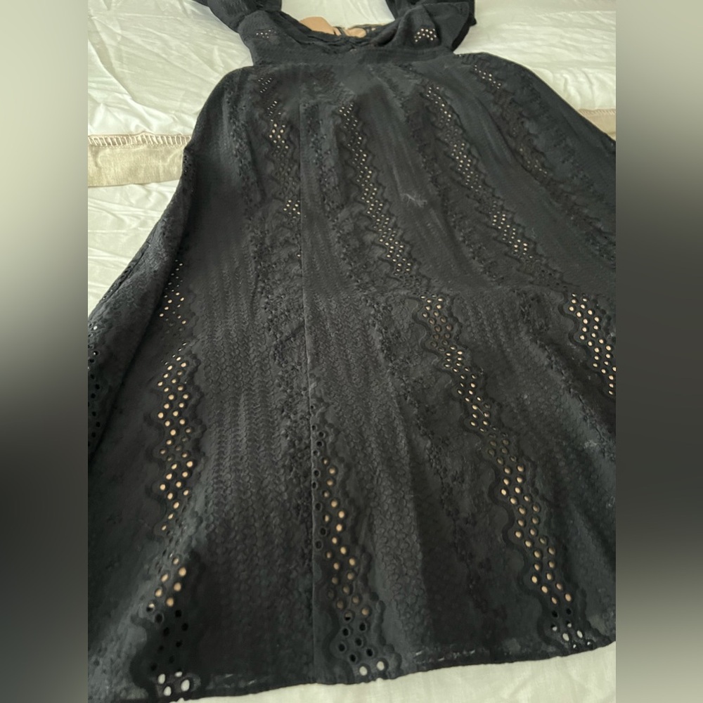 BCBGMAXAZRIA Eyelet Fit-and-Flare Midi Dress
✨ Like New – worn only once - Picture 8 of 13